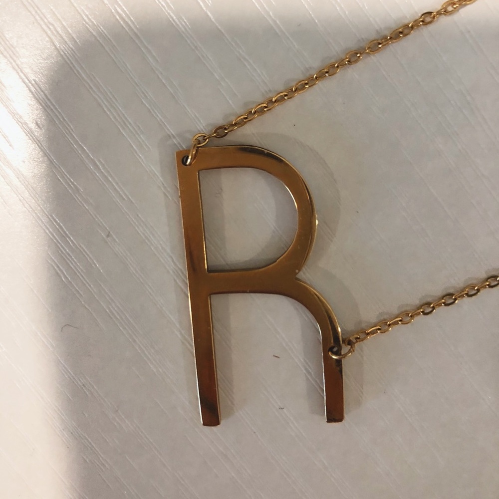 Gold R Necklace